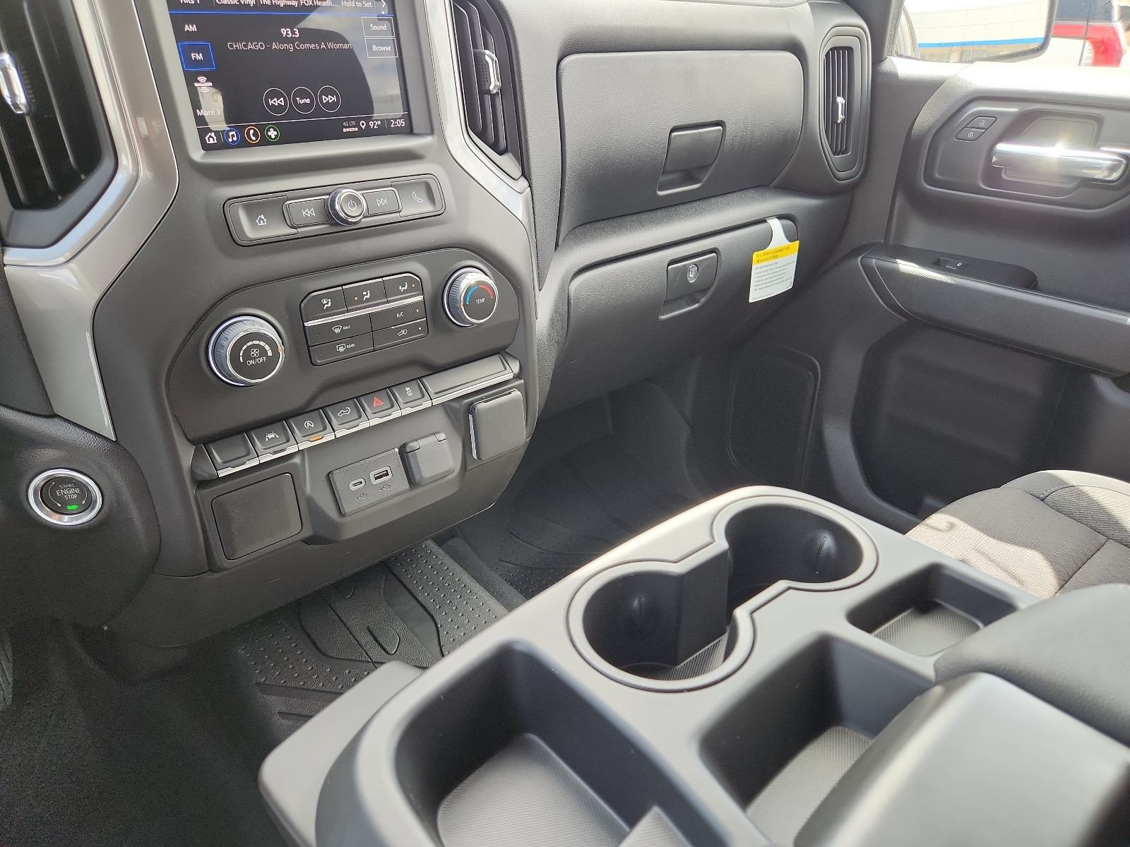 New 2026 Chevrolet Silverado 1500 Custom w/ LPO, Dark Essentials Package AWD/4WD image 20