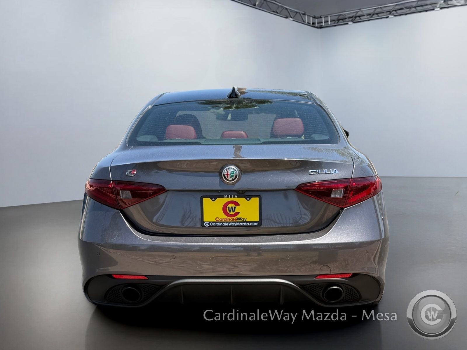 Used 2022 Alfa Romeo Giulia Veloce RWD image 5