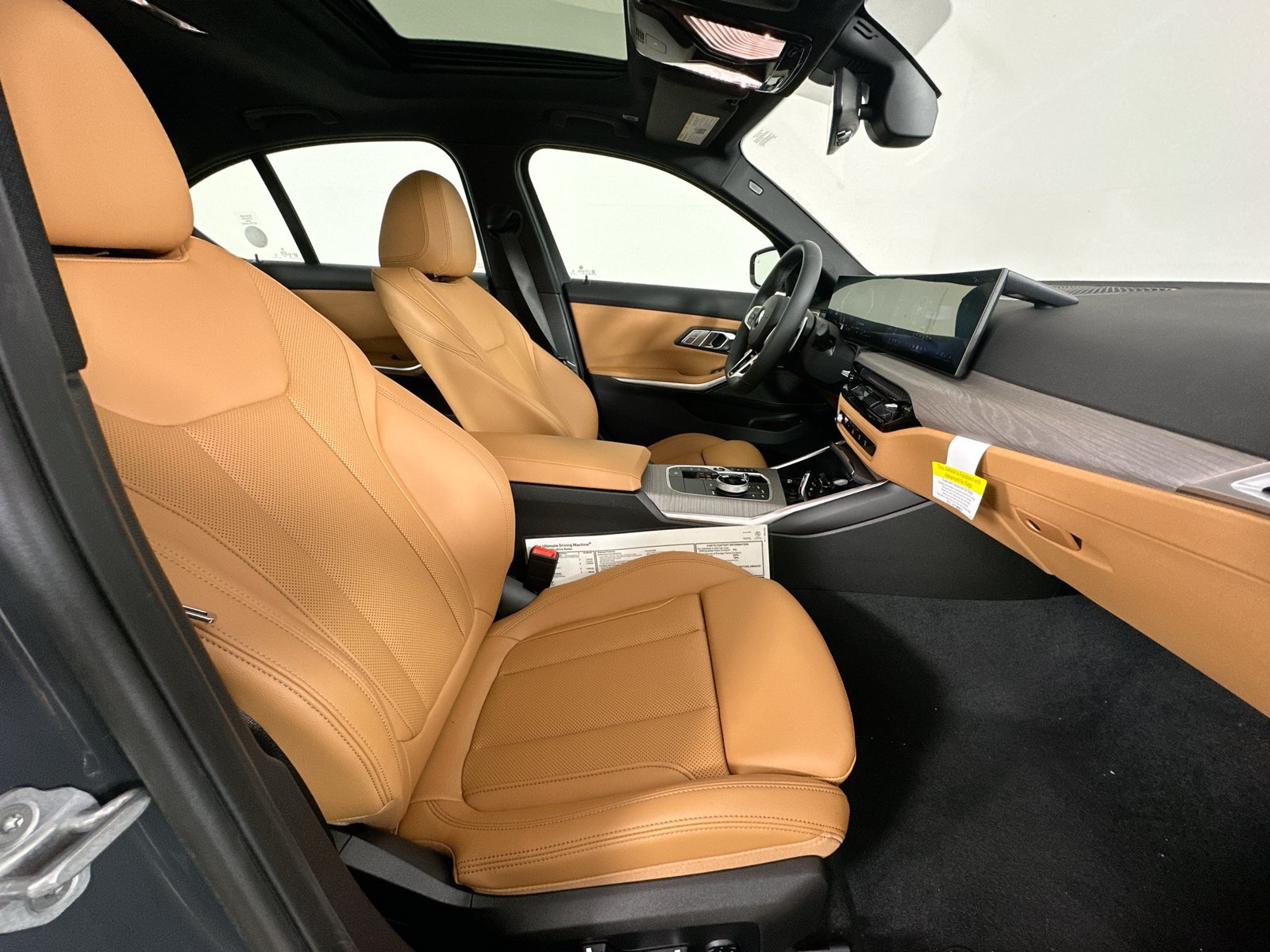 New 2026 BMW 330i xDrive Sedan w/ M Sport Package AWD/4WD image 44