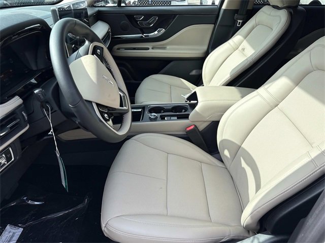 New 2025 Lincoln Corsair Grand Touring w/ Jet Appearance Package image 23