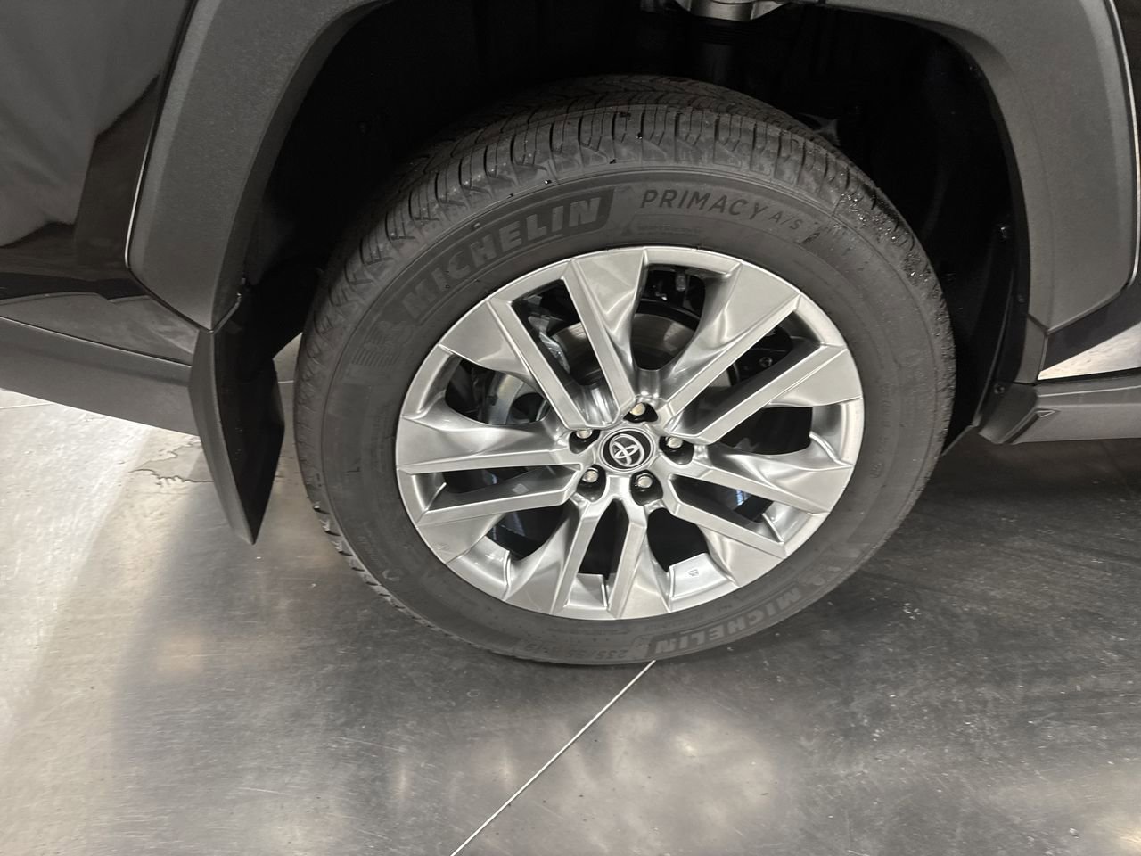 Used 2025 Toyota RAV4 XLE Premium image 13