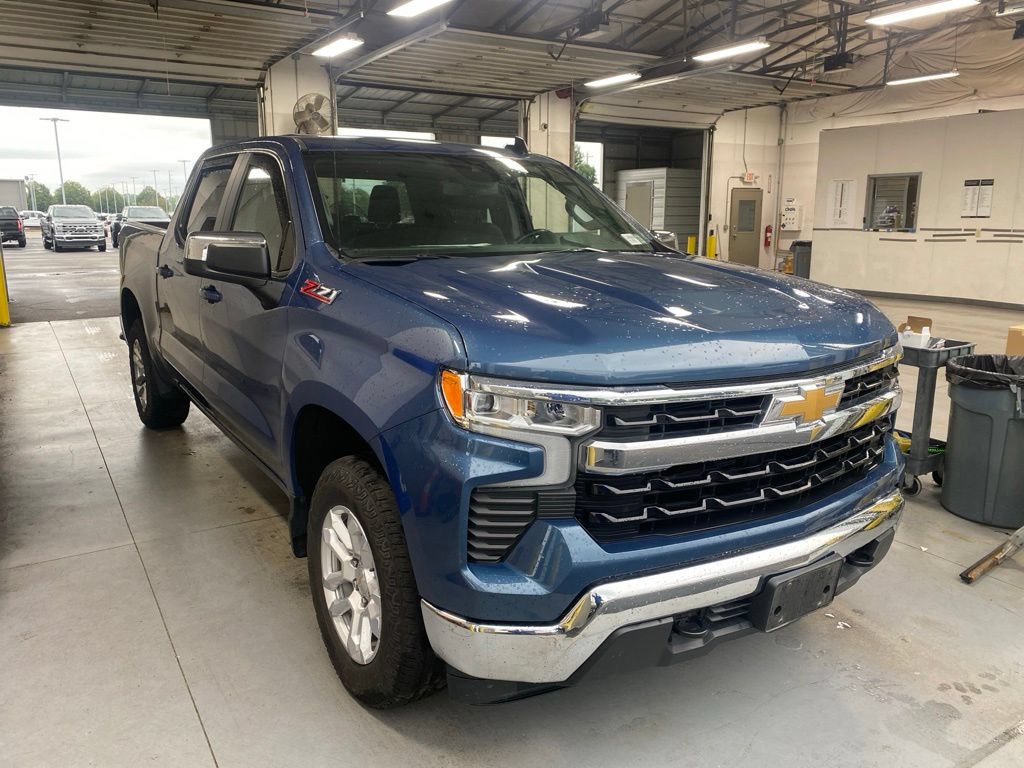 Used 2024 Chevrolet Silverado 1500 LT