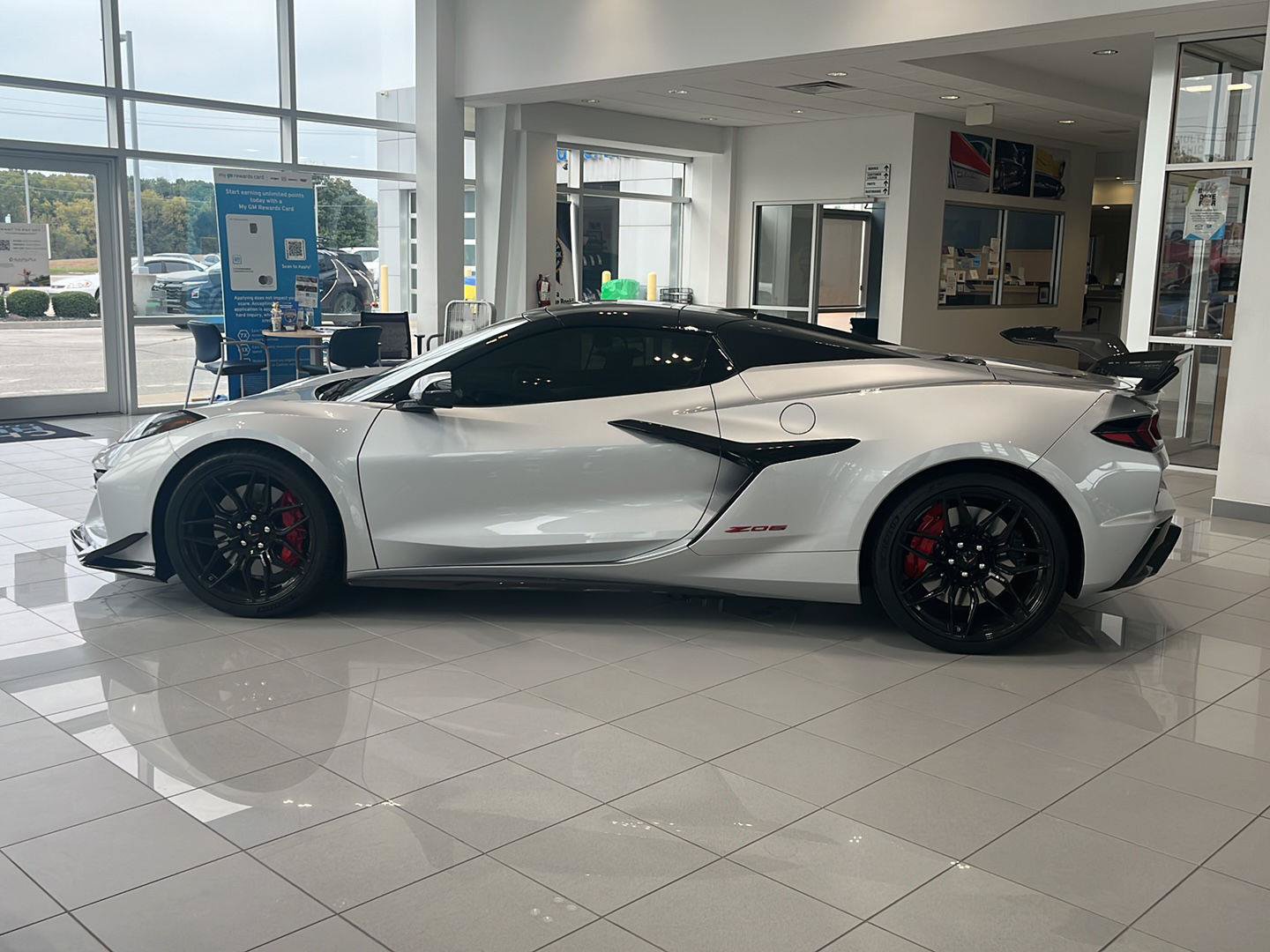 Used 2026 Chevrolet Corvette Z06 RWD image 2