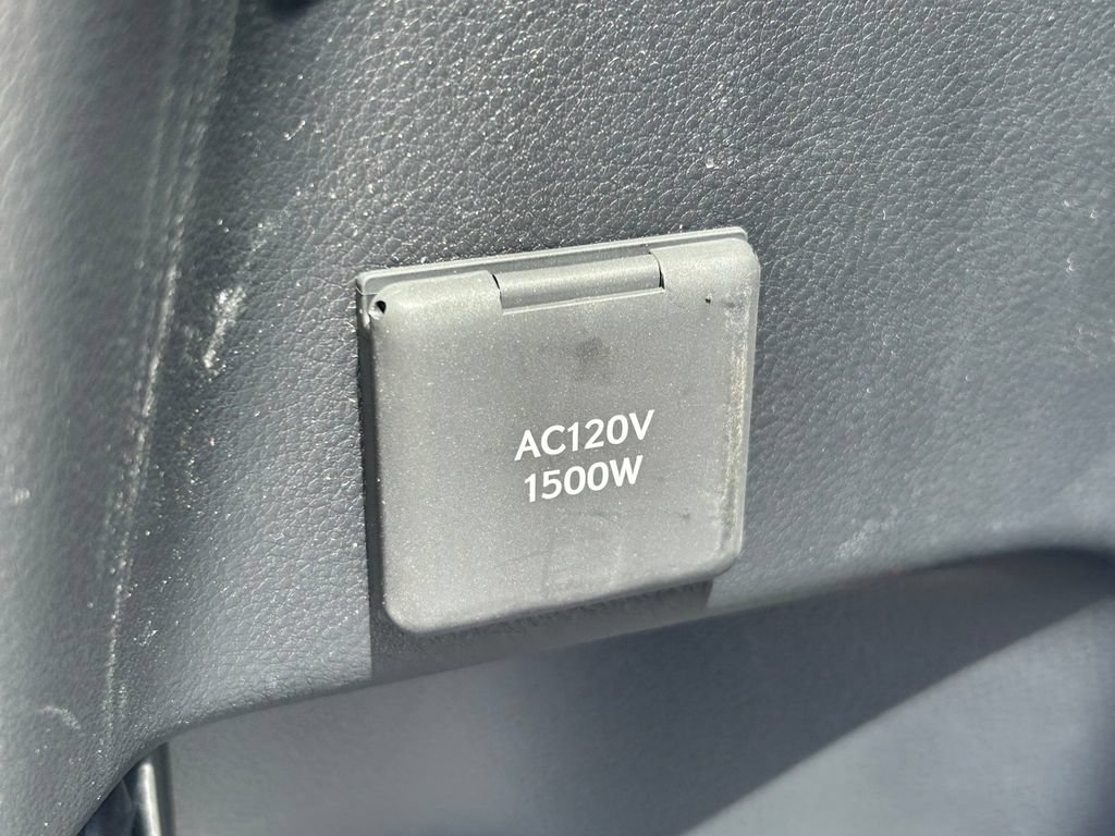 Certified 2025 Toyota Grand Highlander AWD Hybrid image 17