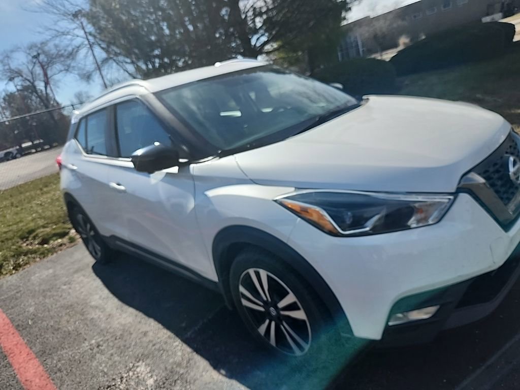 Used 2019 Nissan Kicks SR w/ SR Premium Package image 1