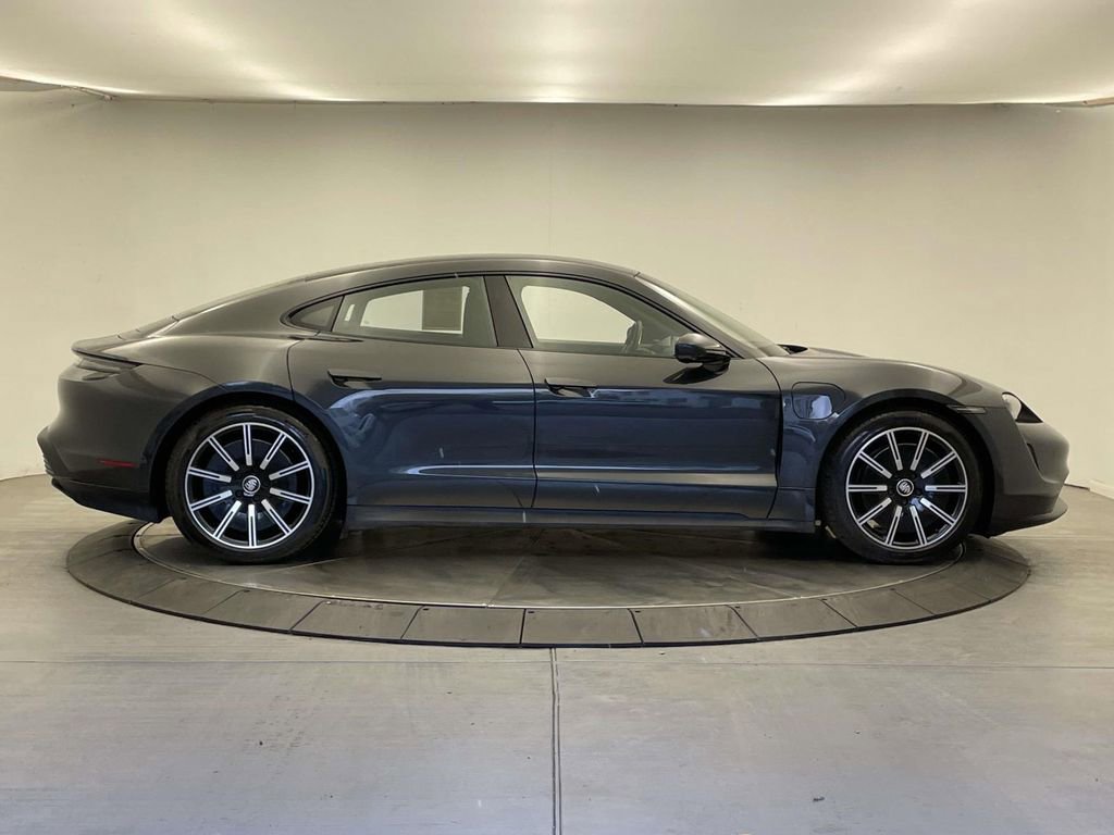 Used 2021 Porsche Taycan 4S image 8