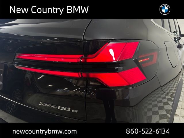 Certified 2026 BMW X5 xDrive50e w/ Executive Package AWD/4WD image 32