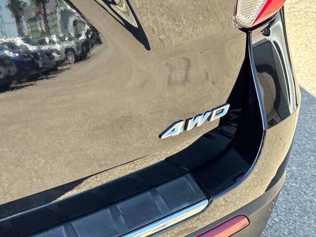 Used 2022 Ford Explorer Limited w/ Equipment Group 301A image 8