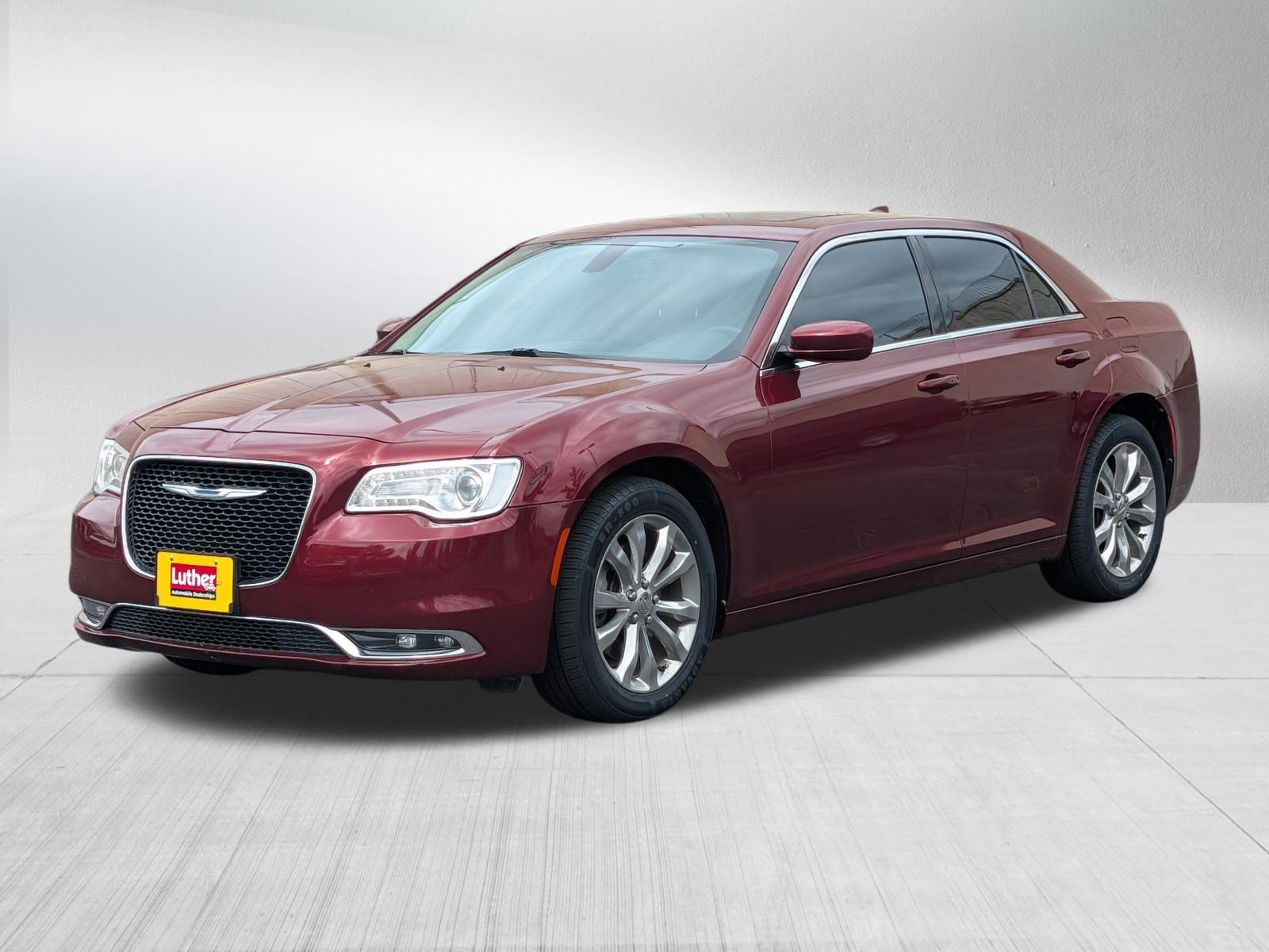 Used 2017 Chrysler 300 Limited w/ Value Package AWD/4WD image 3