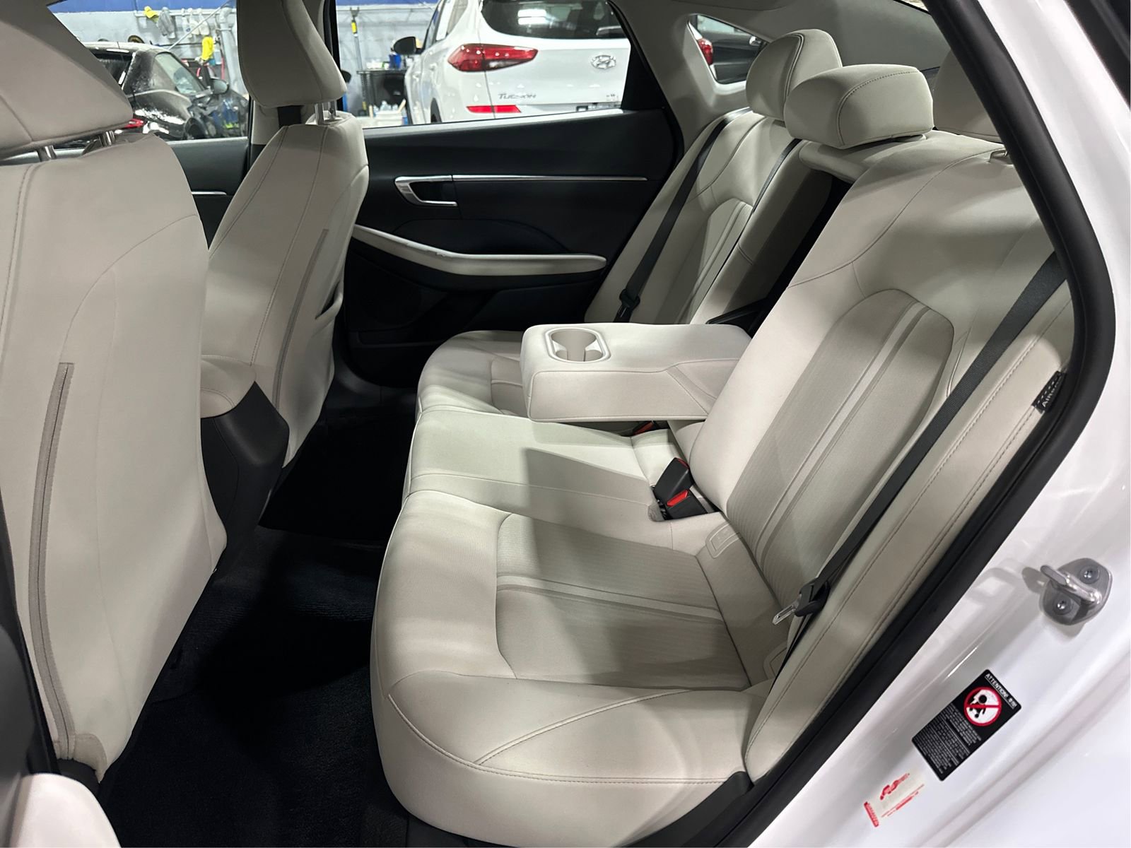 Certified 2023 Hyundai Sonata SEL w/ Preferred Accessory Package FWD image 10
