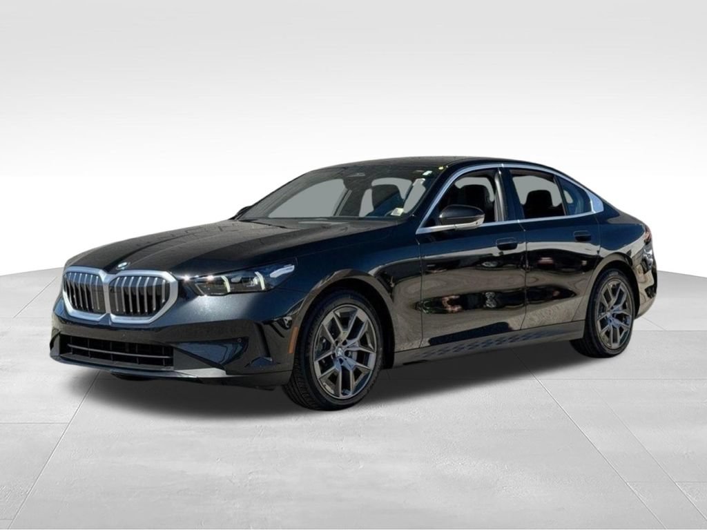 Used 2026 BMW 530i RWD image 3