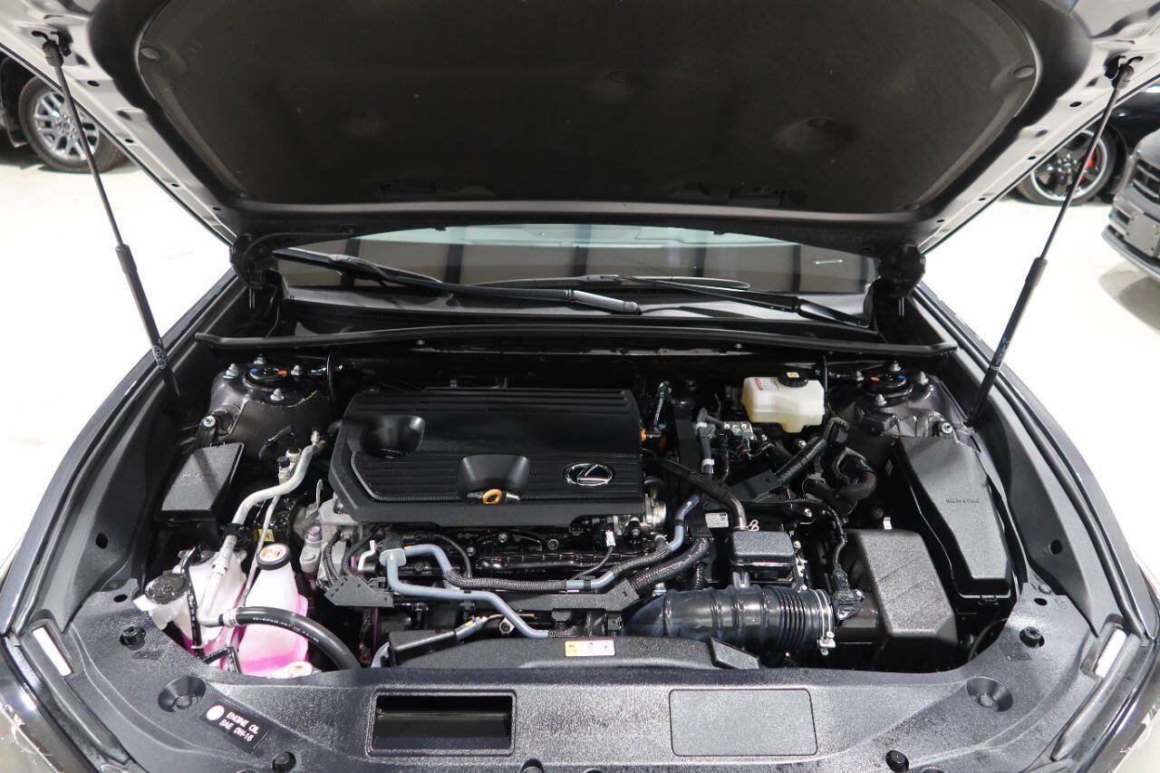 Used 2025 Lexus ES 300h F Sport w/ Accessory Package (Z2) FWD image 9