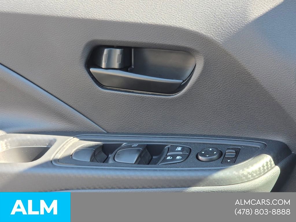 Used 2025 Nissan Versa S w/ Trunk Package FWD image 31