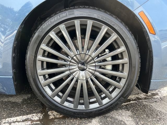 Used 2018 Lincoln MKZ Reserve w/ Climate Package FWD image 13