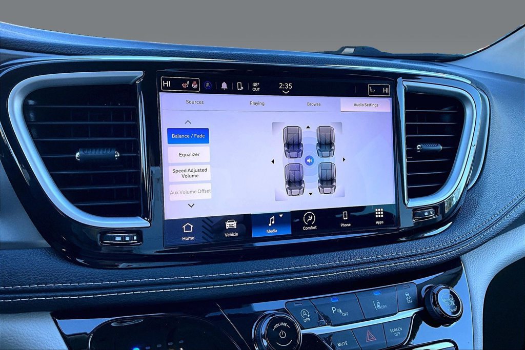 Used 2022 Chrysler Pacifica Touring-L FWD image 20