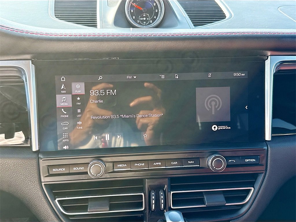 Used 2021 Porsche Macan S image 16