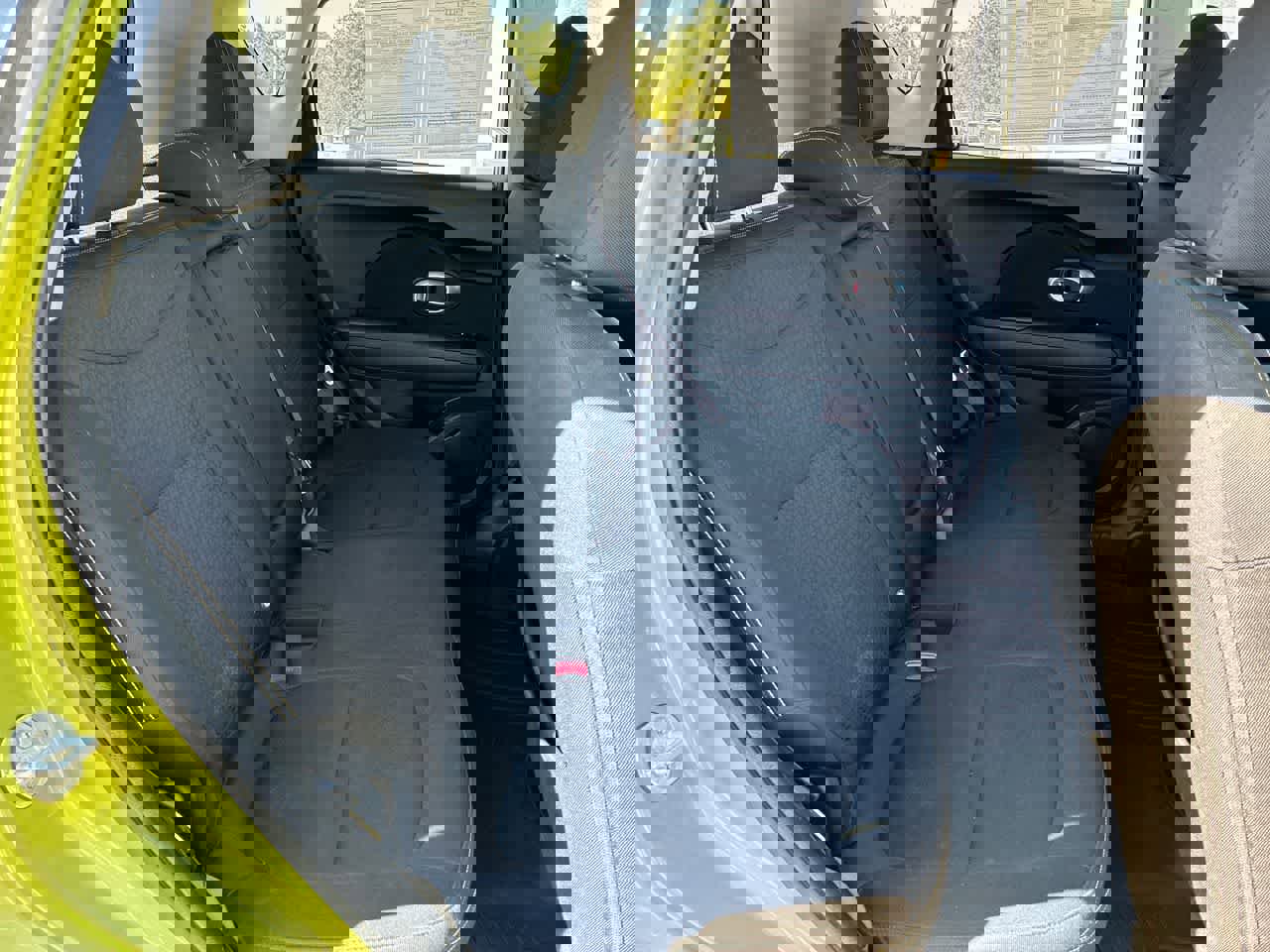 Used 2014 Kia Soul + image 22