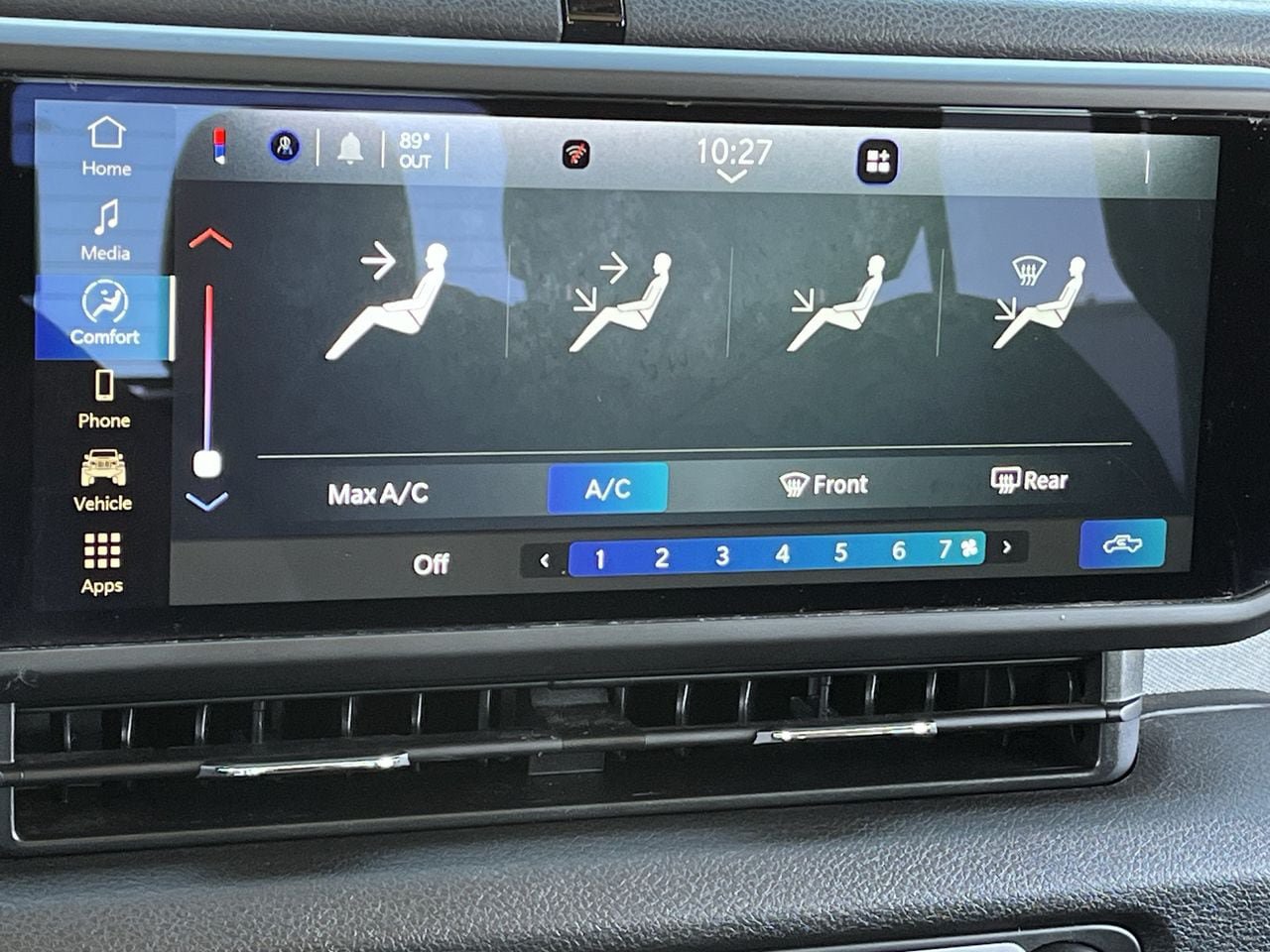 Used 2024 Jeep Gladiator Sport AWD/4WD image 18