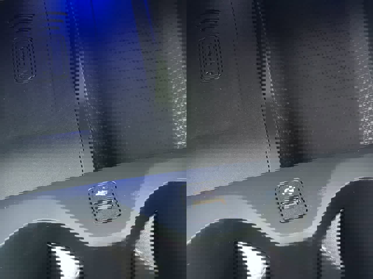 Used 2026 BMW X6 M60i w/ Executive Package image 33