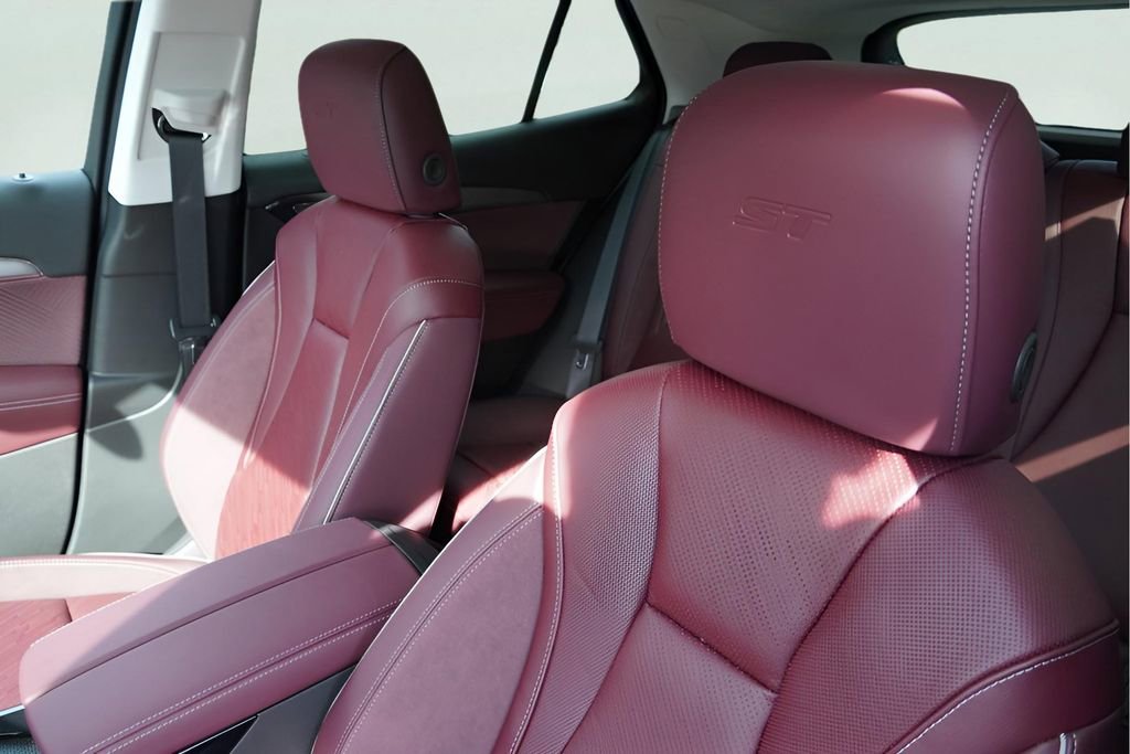 New 2026 Buick Envision Sport Touring image 10