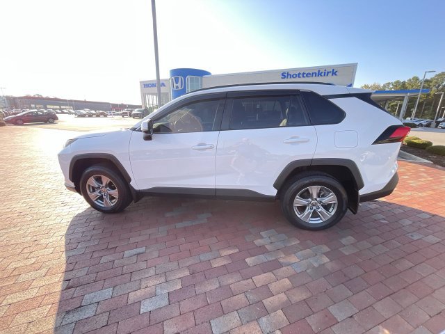 Used 2024 Toyota RAV4 XLE w/ Convenience Package FWD image 29