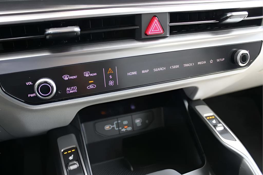 New 2025 Kia Sorento S w/ Panoramic Sunroof Package image 20