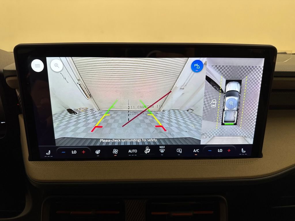 New 2025 Ford Maverick Lariat w/ 4K Tow Package image 27