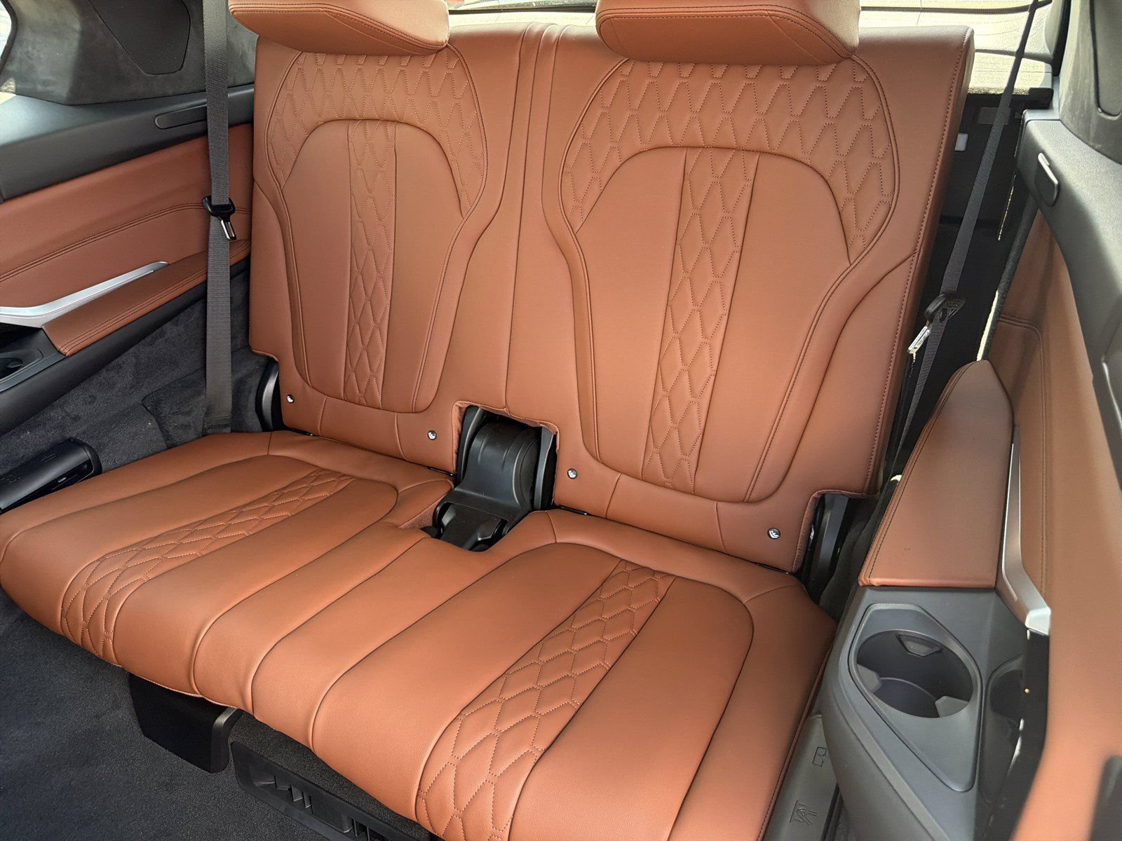 New 2026 BMW ALPINA XB7 AWD/4WD image 26