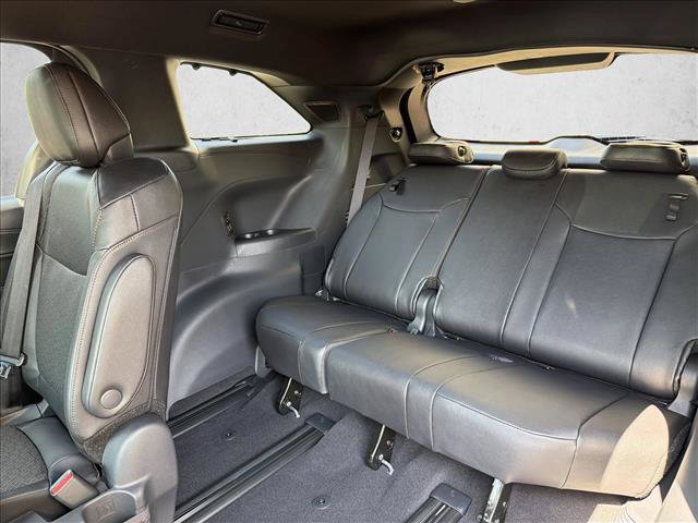 New 2026 Toyota Sienna Platinum AWD/4WD image 24