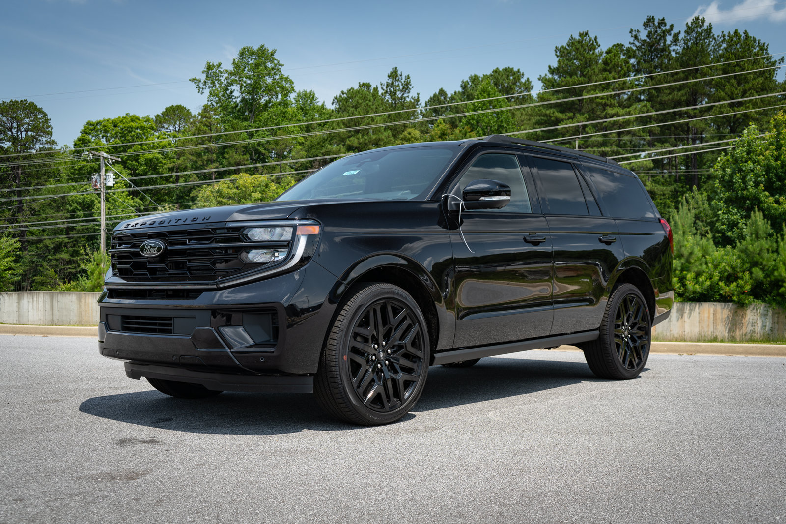 New 2026 Ford Expedition Platinum w/ Stealth Performance Package AWD/4WD image 9