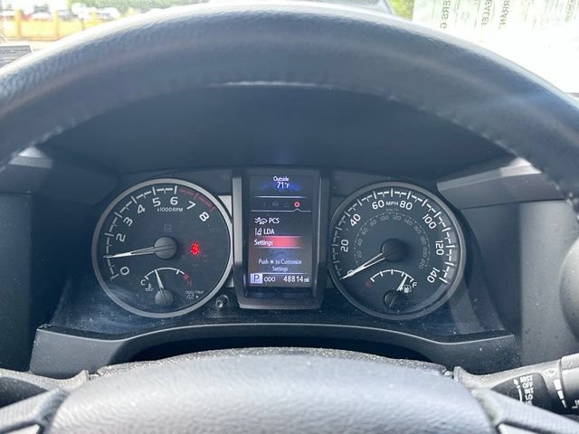 Used 2021 Toyota Tacoma TRD Sport w/ Technology Package AWD/4WD image 23