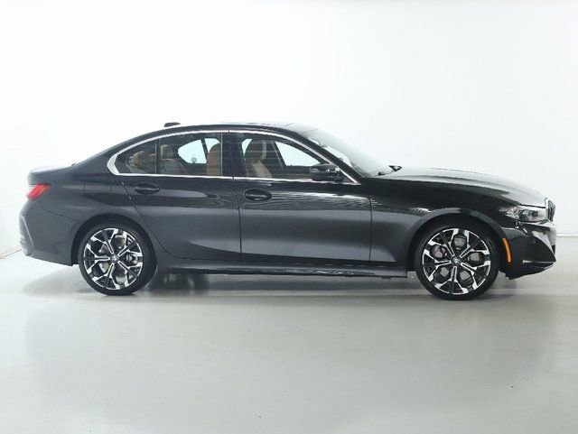 Used 2025 BMW 330i xDrive Sedan AWD/4WD image 13