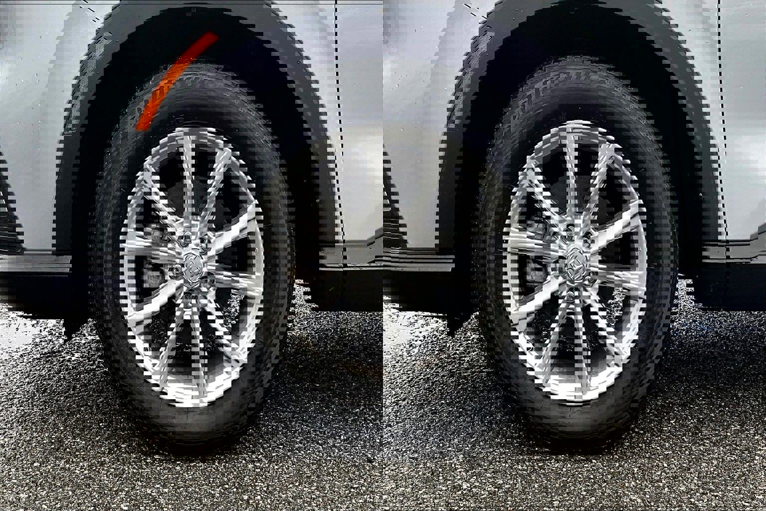 Used 2023 Honda CR-V EX image 8