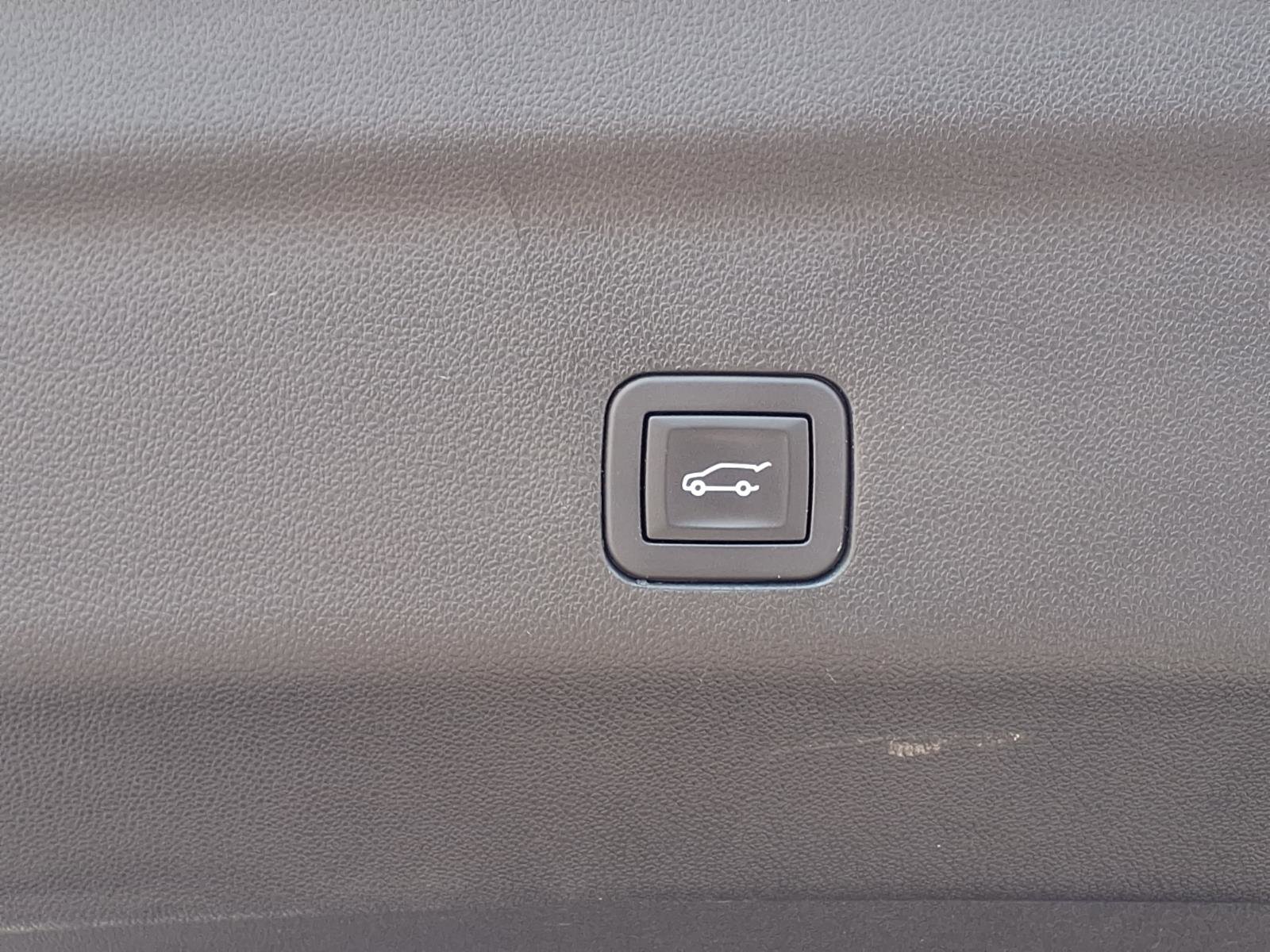 Used 2024 Chevrolet Tahoe Z71 w/ Z71 Off-Road Package image 8