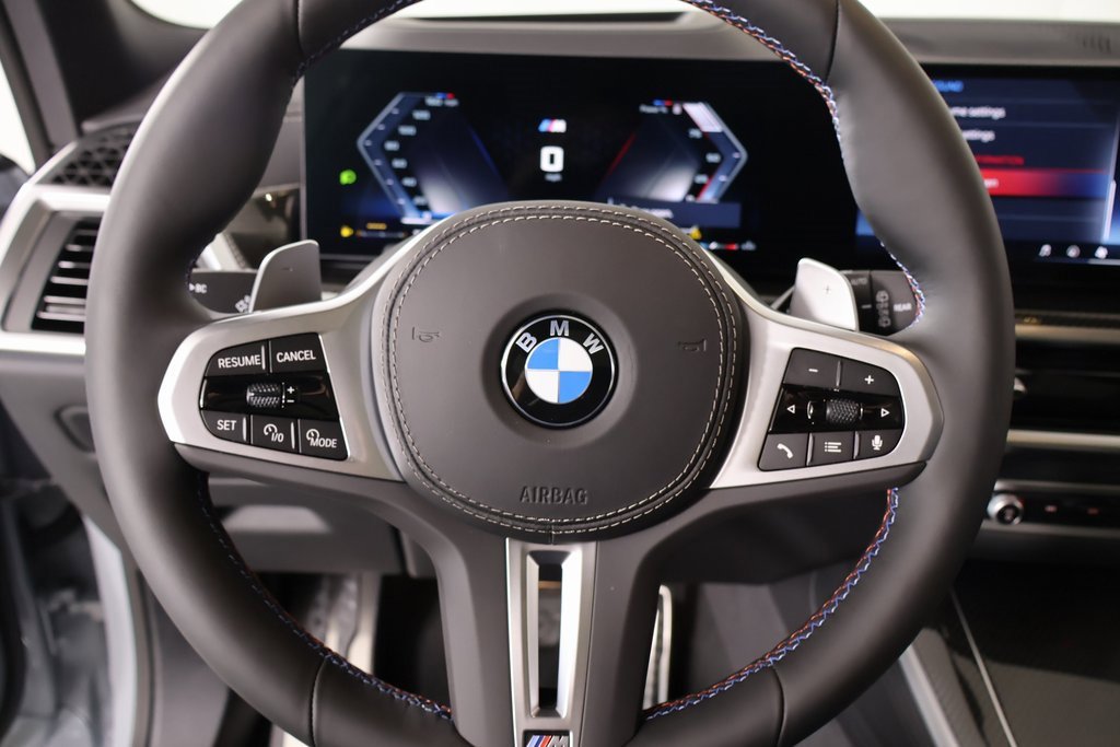 New 2026 BMW X5 M60i w/ Executive Package image 4