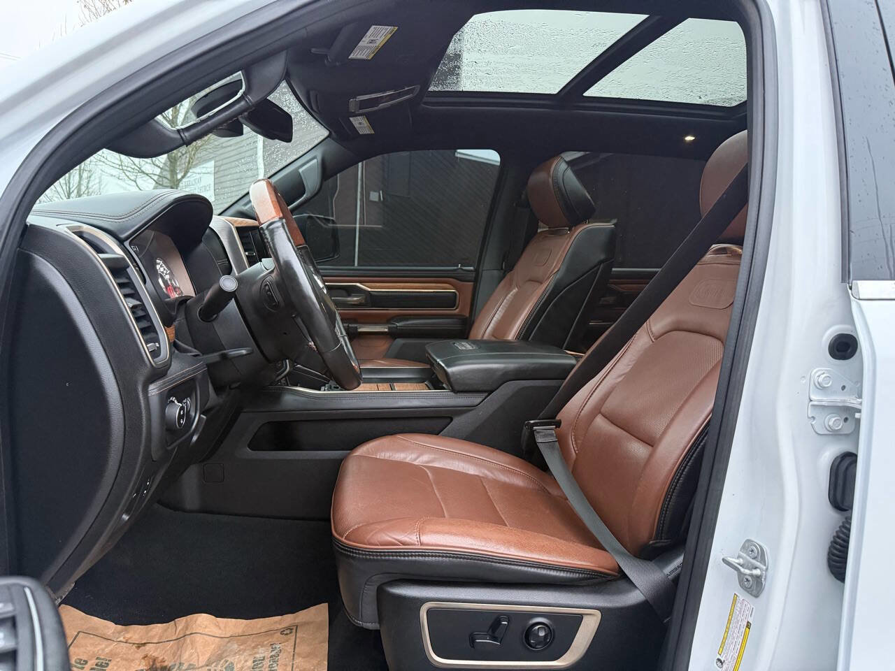 Used 2019 RAM 1500 Laramie Longhorn w/ Bed Utility Group image 8