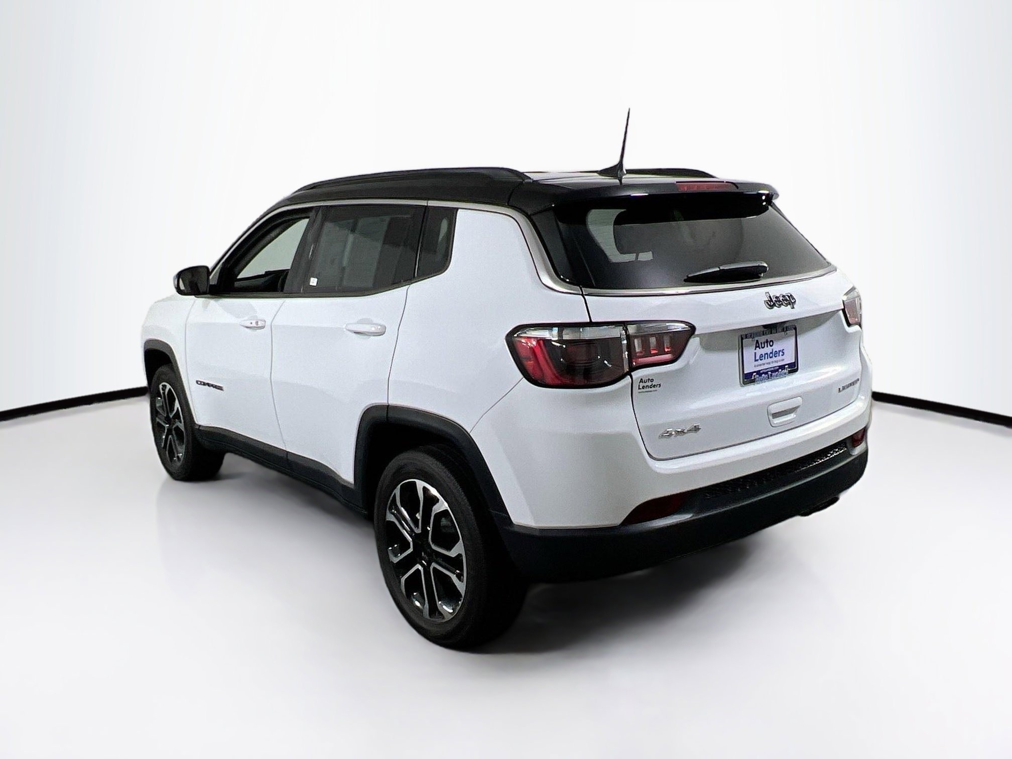 Used 2022 Jeep Compass Limited AWD/4WD image 7