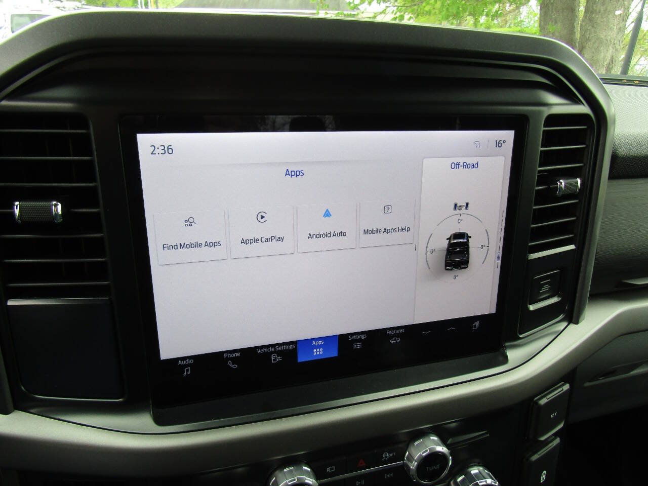 Used 2025 Ford F150 XLT w/ Equipment Group 301A Standard AWD/4WD image 15
