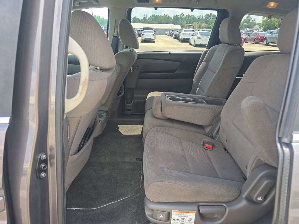 Used 2016 Honda Odyssey SE image 13