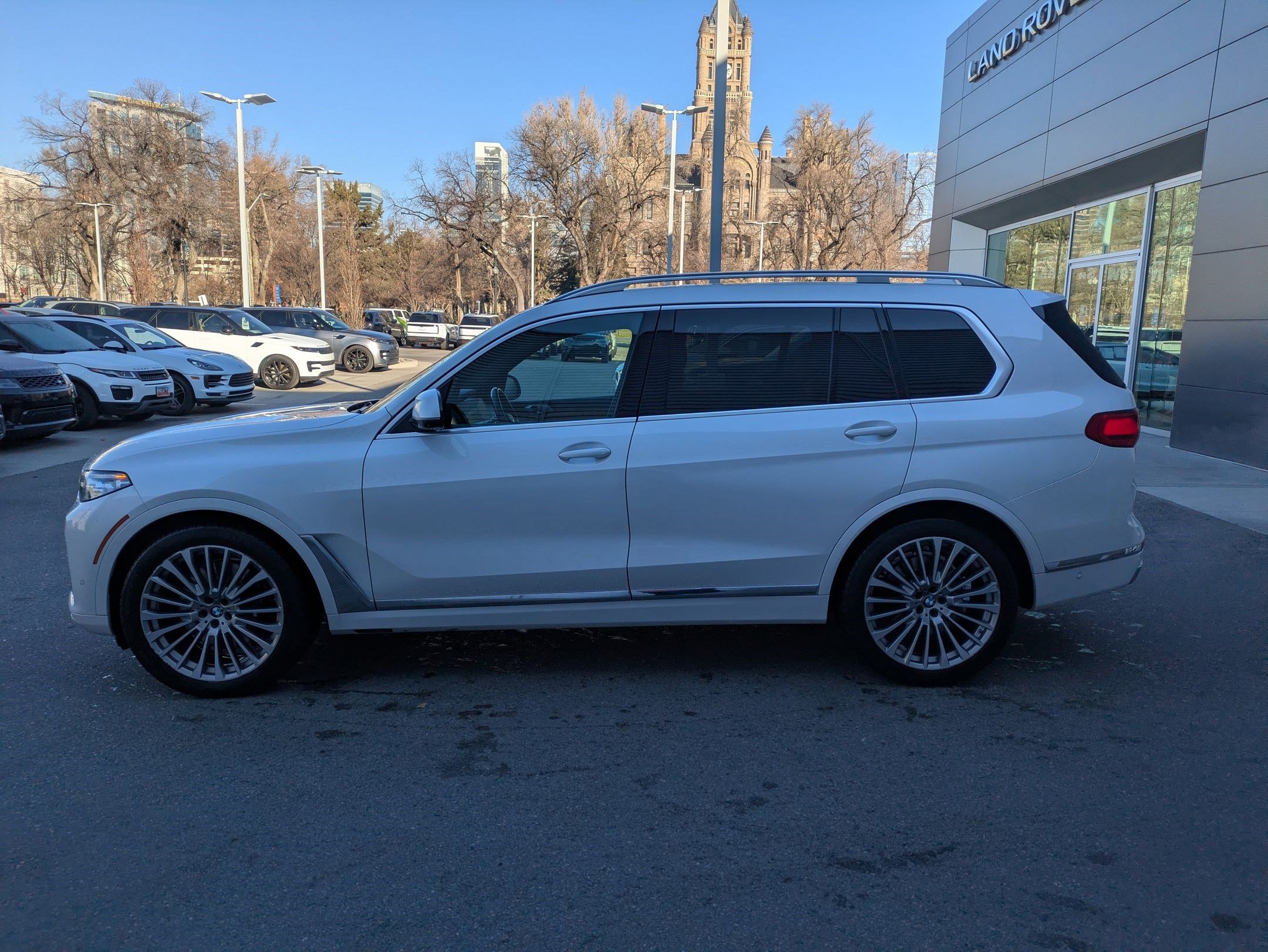 Used 2021 BMW X7 xDrive40i w/ Executive Package image 7