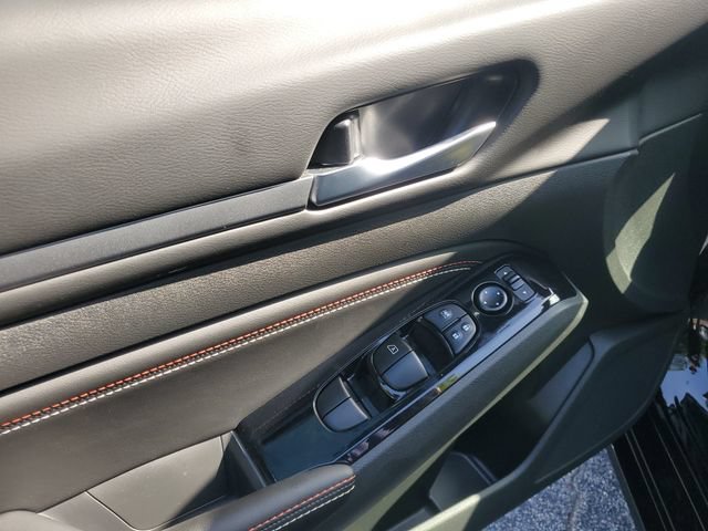 Certified 2023 Nissan Altima 2.5 SR w/ SR Premium Package AWD/4WD image 12