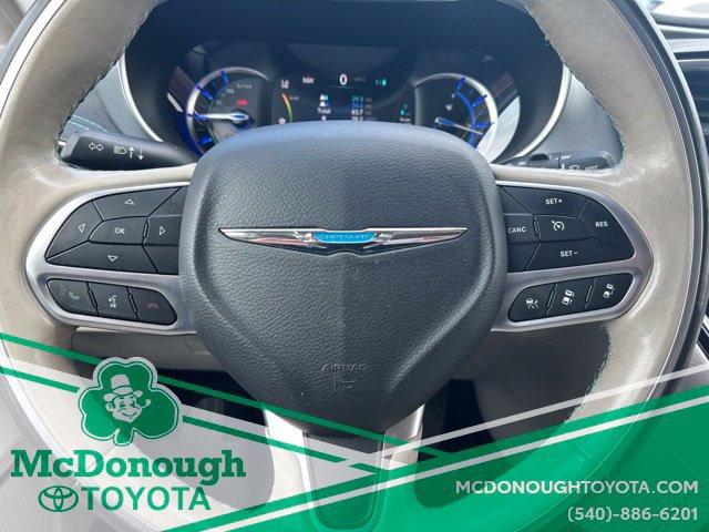 Used 2020 Chrysler Pacifica Limited w/ Advanced Safetytec Group FWD image 29