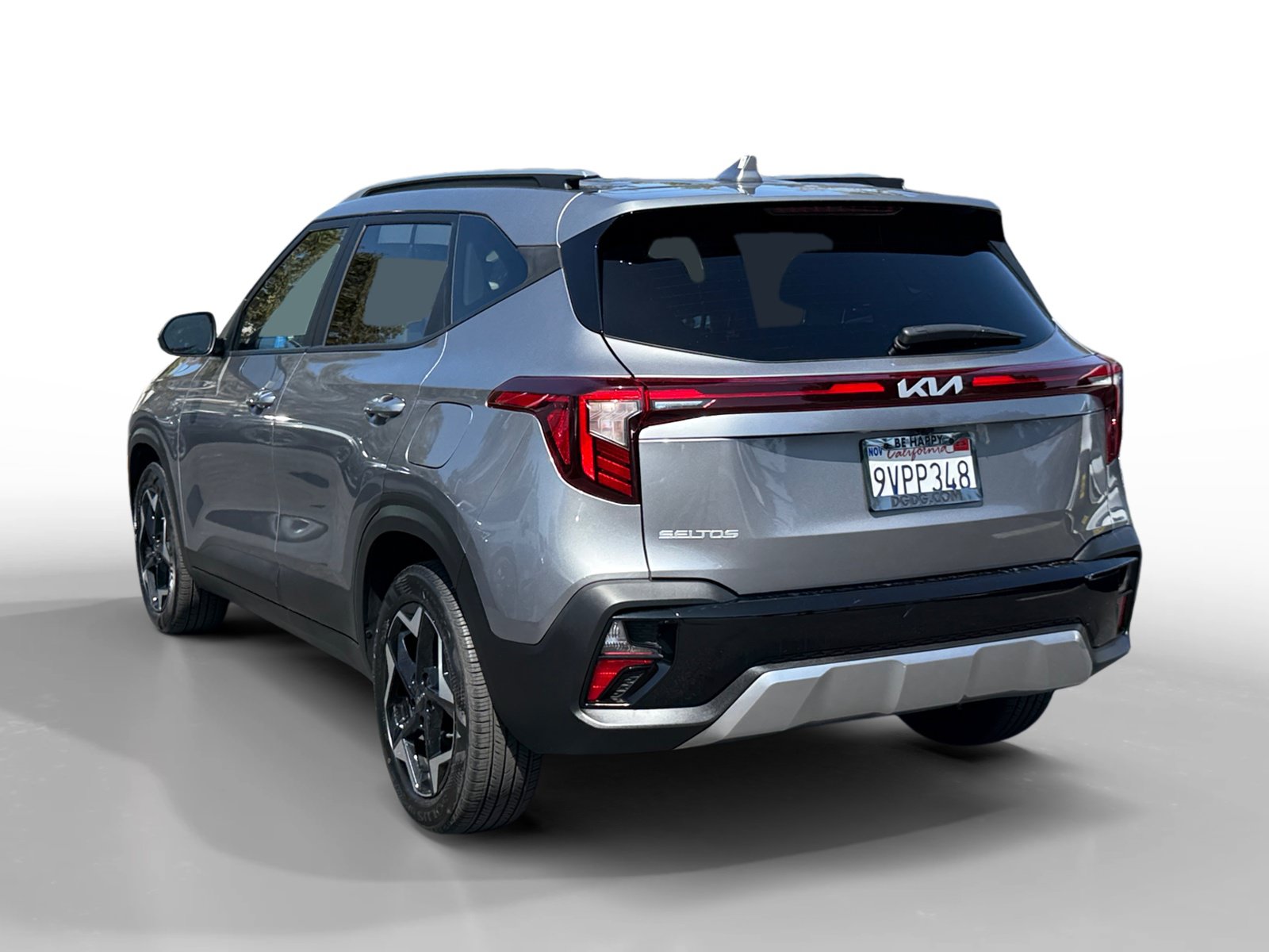 Certified 2026 Kia Seltos S FWD image 3
