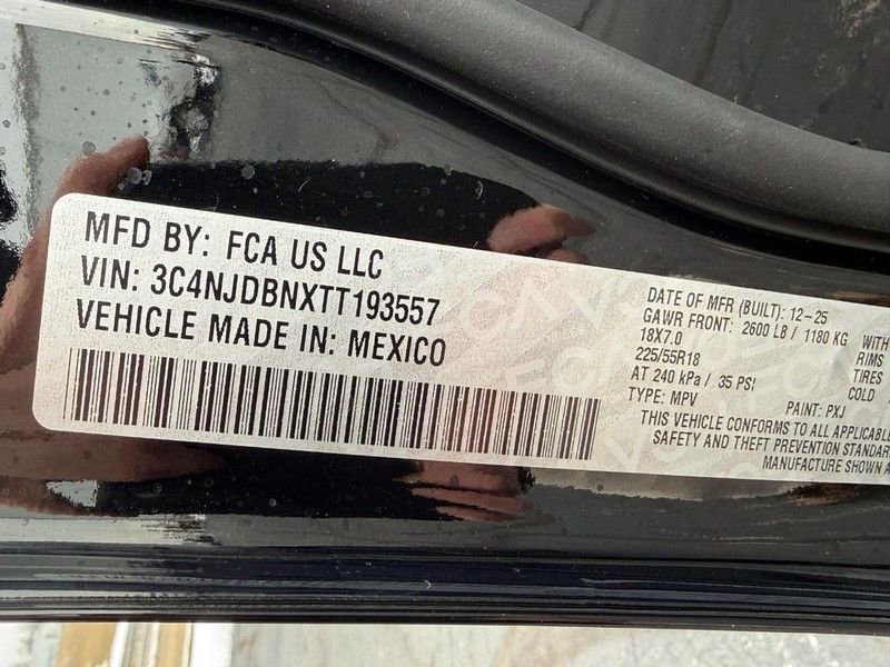 New 2026 Jeep Compass Latitude image 14