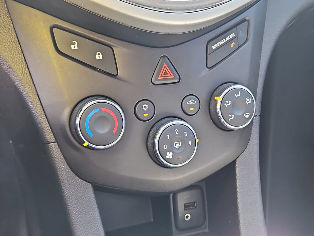Used 2017 Chevrolet Sonic LS FWD image 30