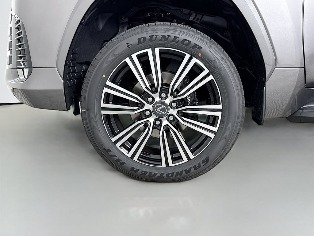 New 2026 Lexus LX 600 4WD w/ Luxury Package image 23