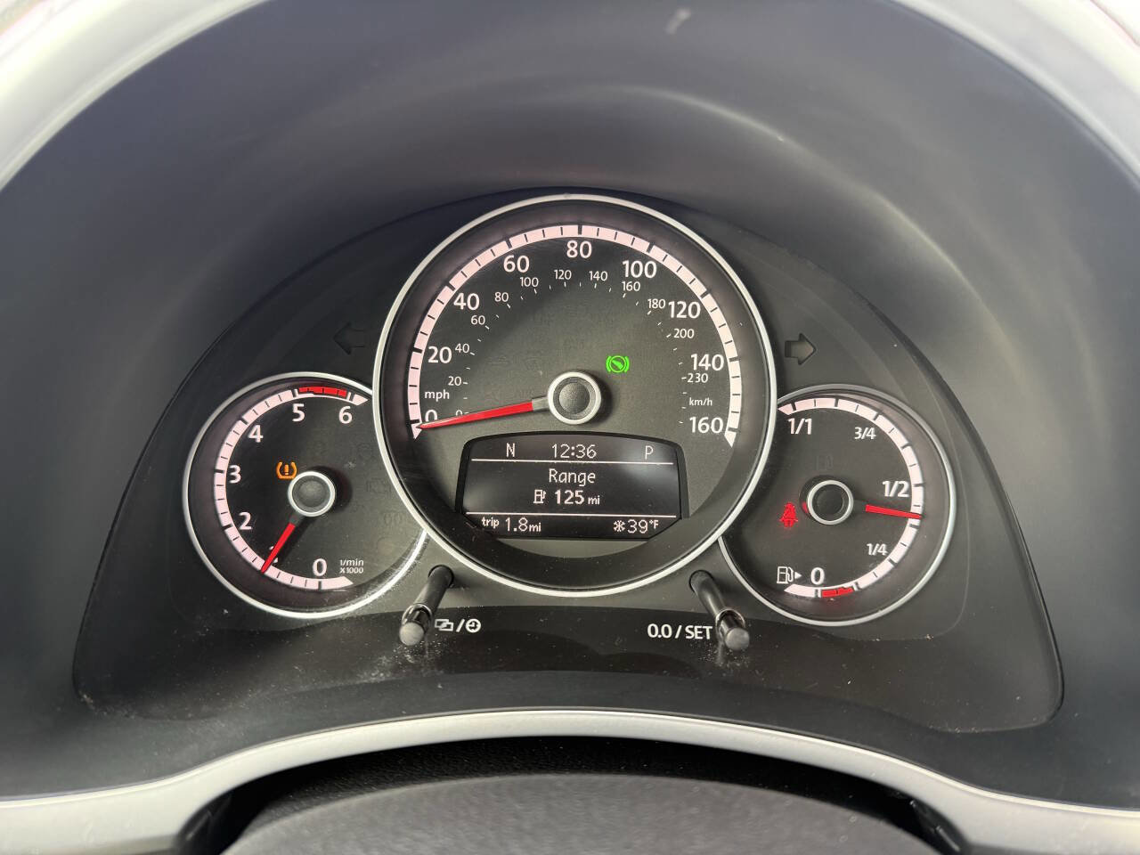 Used 2014 Volkswagen Beetle TDI image 8