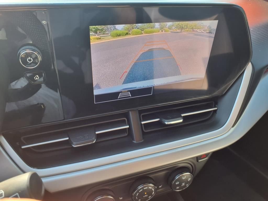 Used 2024 Chevrolet Trax RS w/ Driver Confidence Package image 36