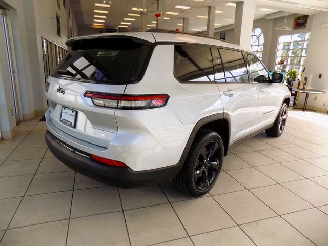 New 2024 Jeep Grand Cherokee L Altitude AWD/4WD image 6