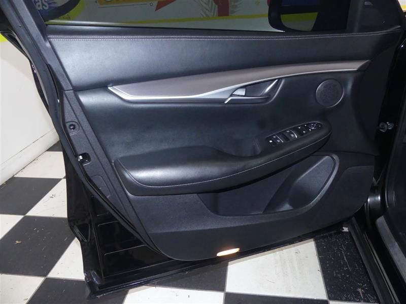Used 2022 INFINITI QX50 Luxe w/ Appearance Package AWD/4WD image 20